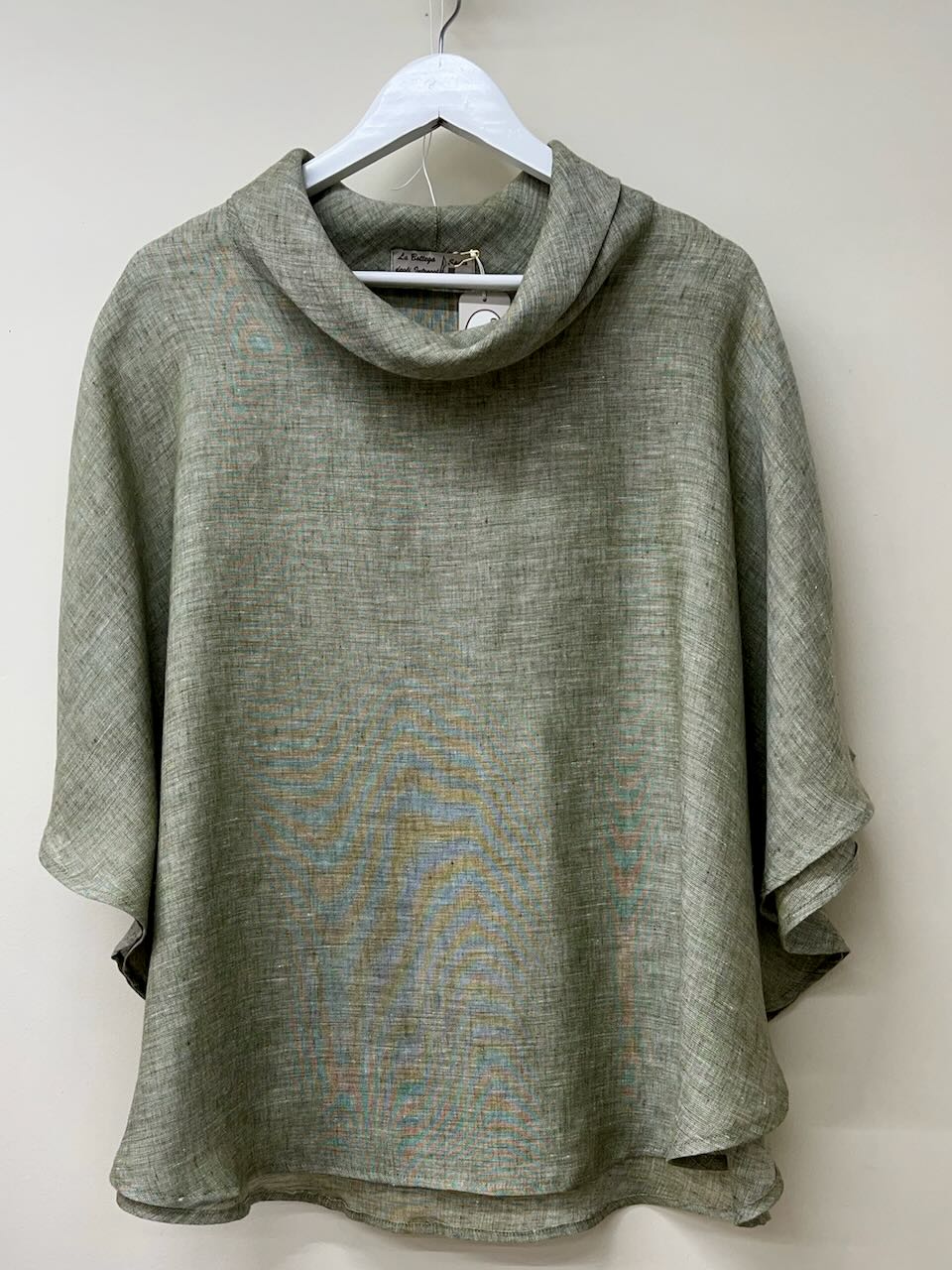 Blusa arrotondata 100% Lino