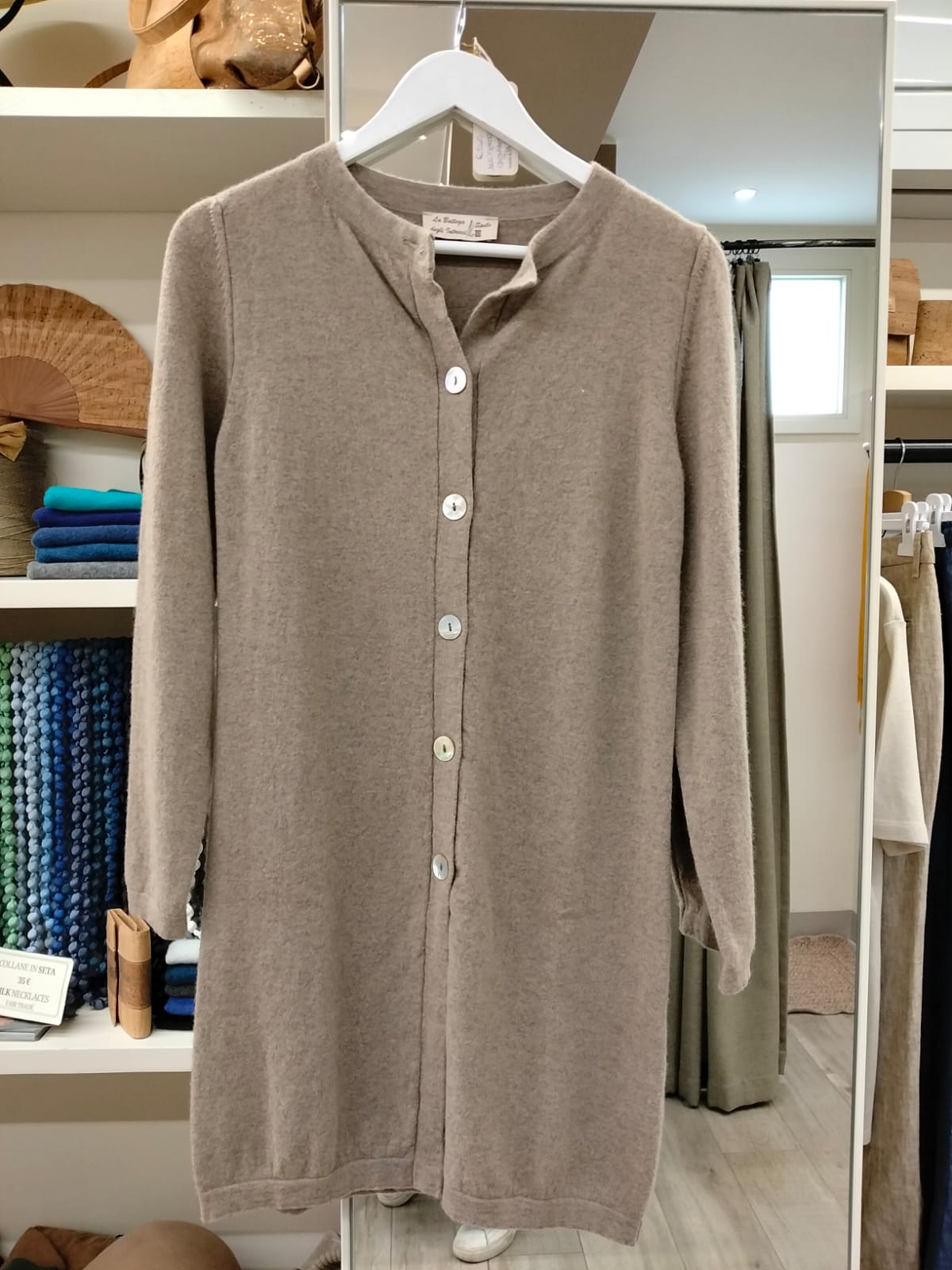 Cardigan beige 100% cashmere