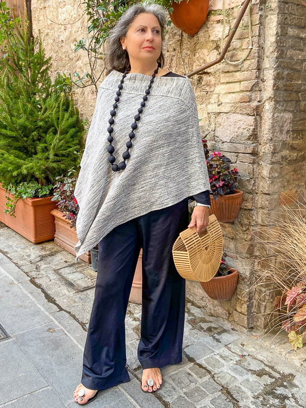 Large cape