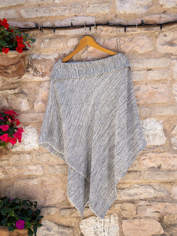 Large cape