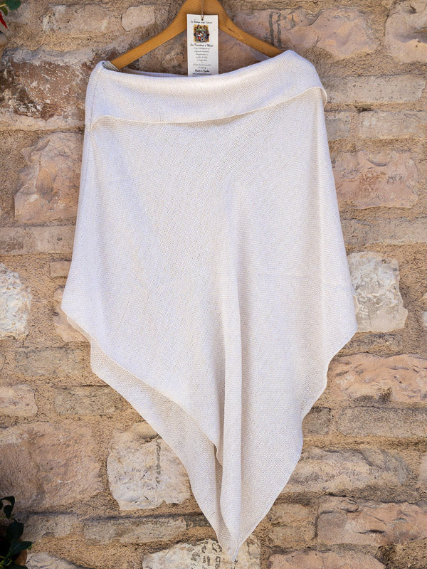 Large cape