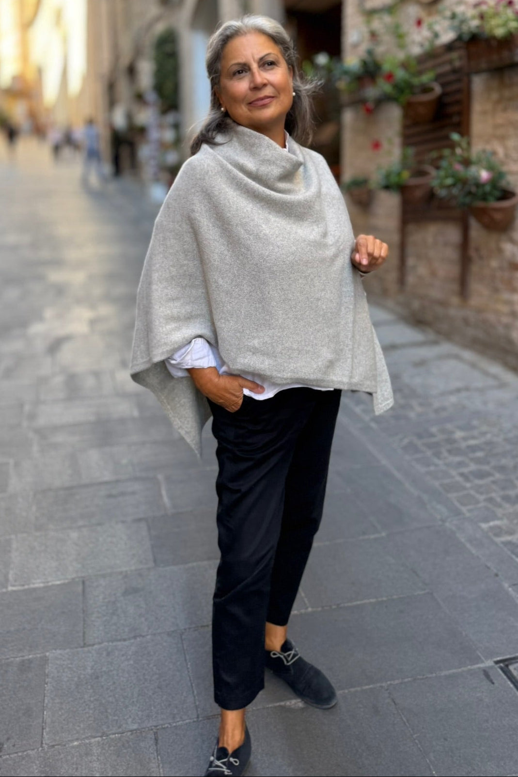 Recycled cashmere stole