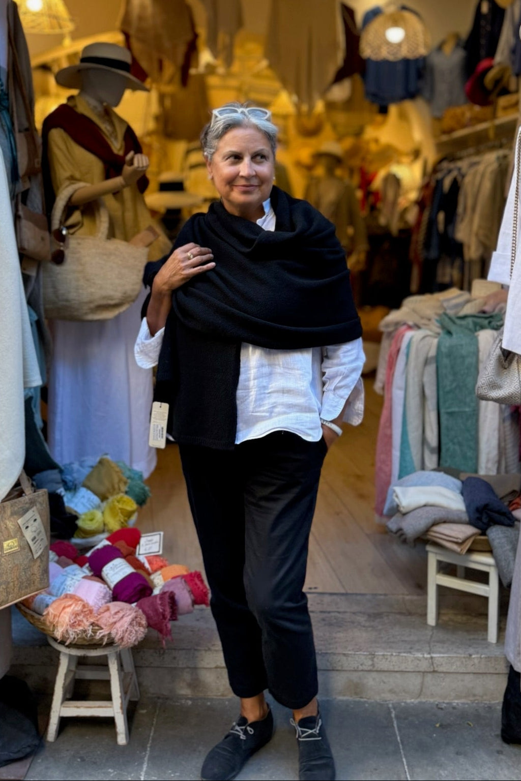 Stola in cashmere rigenerato