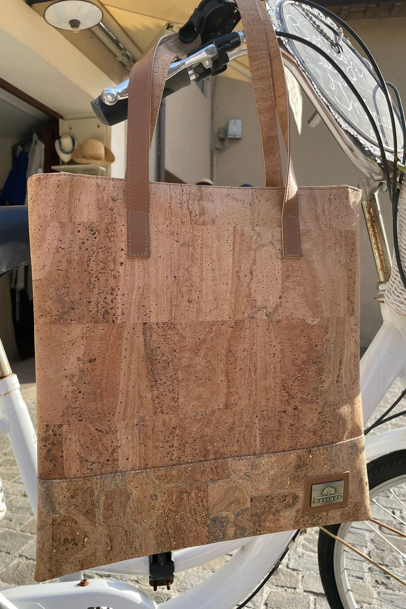 Shopping bag in sughero