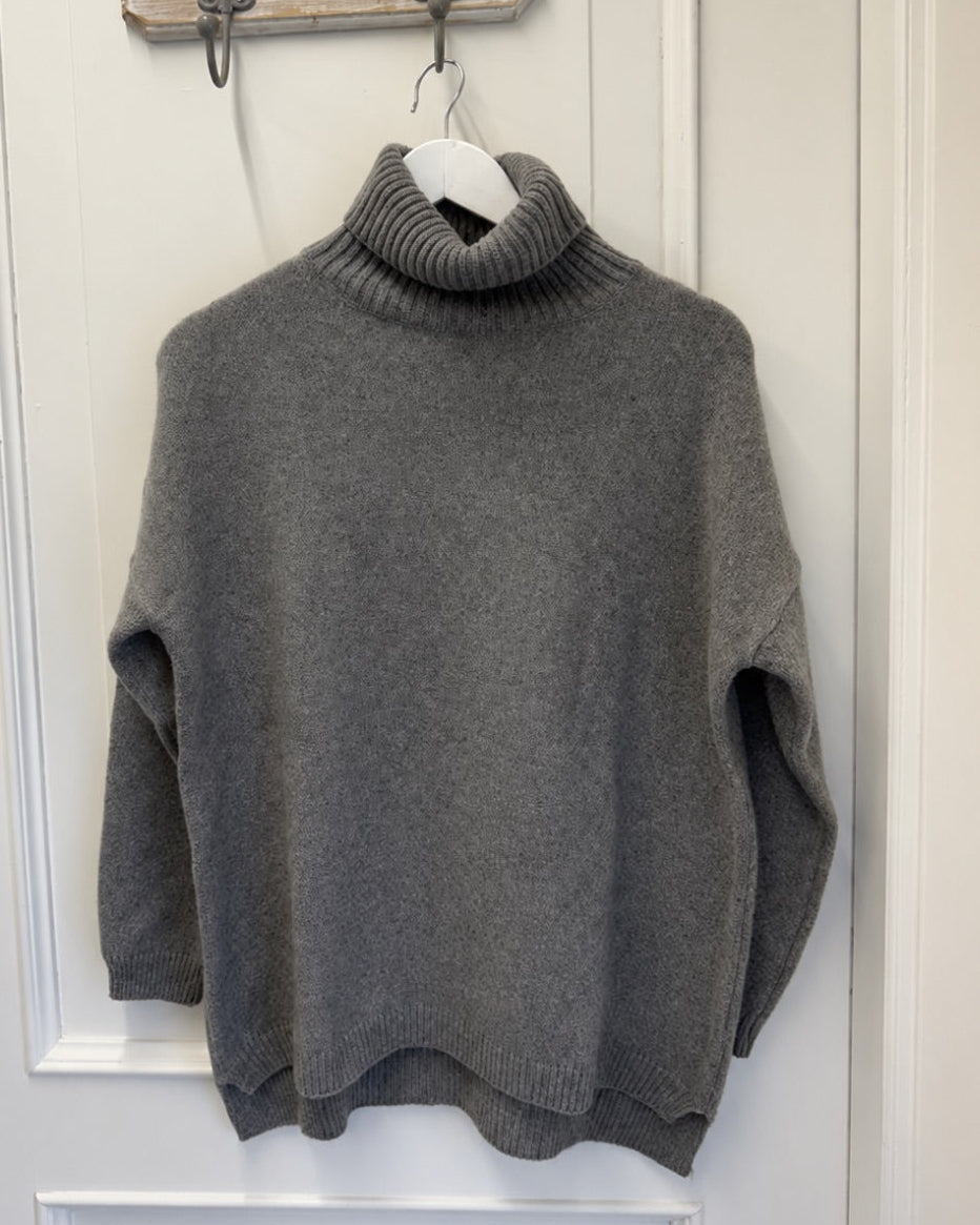 Maglia in cashmere rigenerato - collo alto